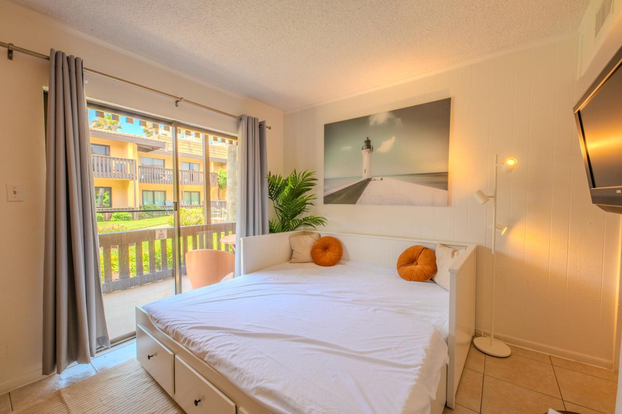 Апартаменты Flamingos Hideaway Stylish 1Br Coastal Escape 155 Юг Падре Айленд Экстерьер фото